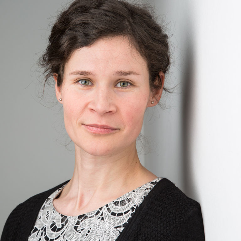 Veronica Cacean - Research Department - External Research Grants & Programmes _ Berlin Campus, ESCP