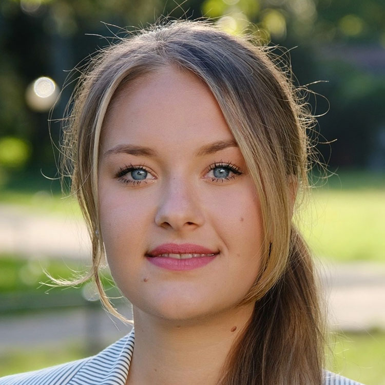 Linda Bauleck, Research Assistant / PhD Student, Human Resource Management & Intercultural Leadership chair, Berlin Campus, ESCP