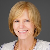 Ms. Elisabeth Reynolds